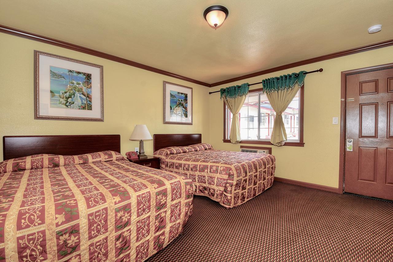 Bayside Inn Monterey Eksteriør billede