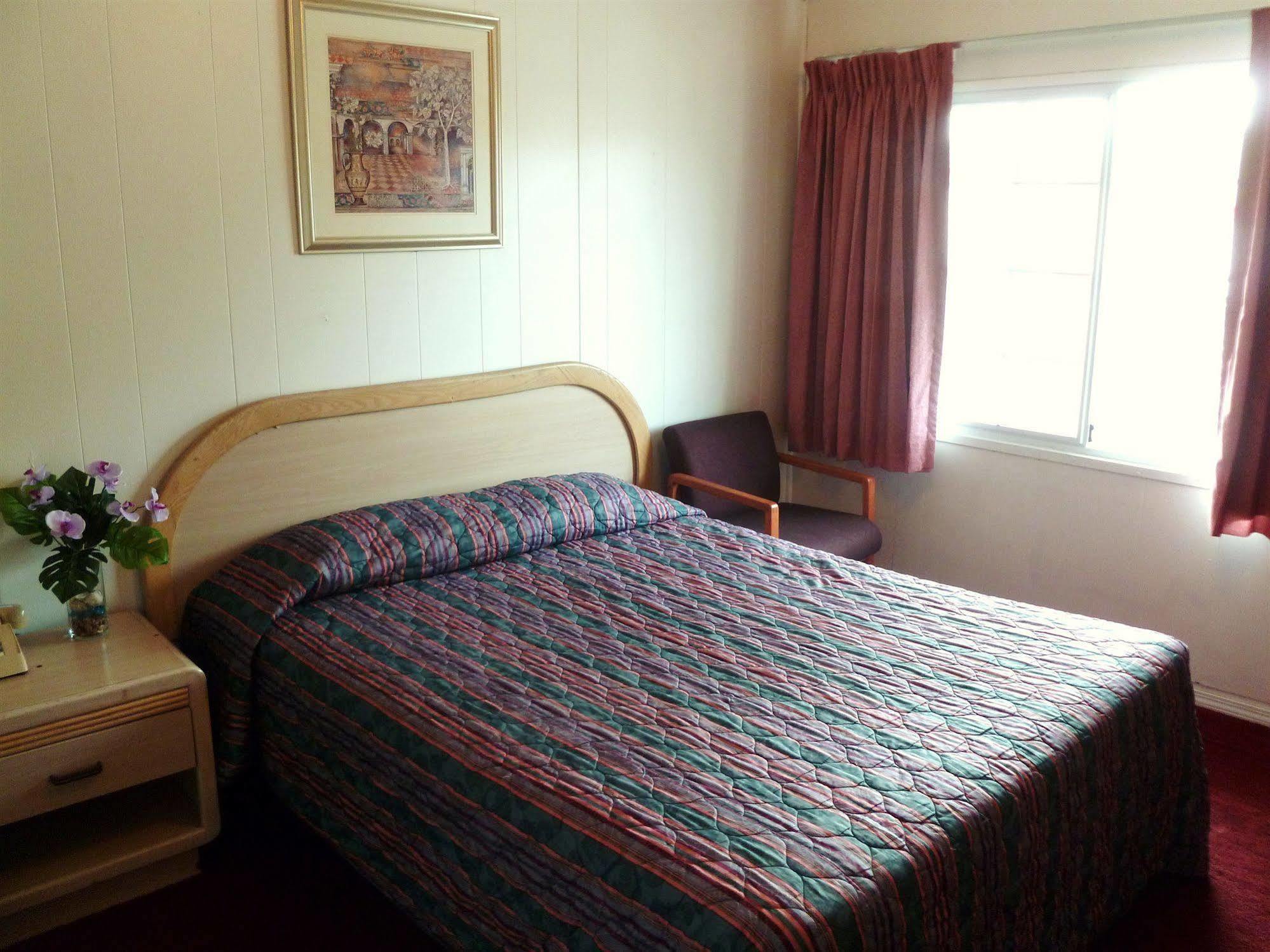 Bayside Inn Monterey Eksteriør billede